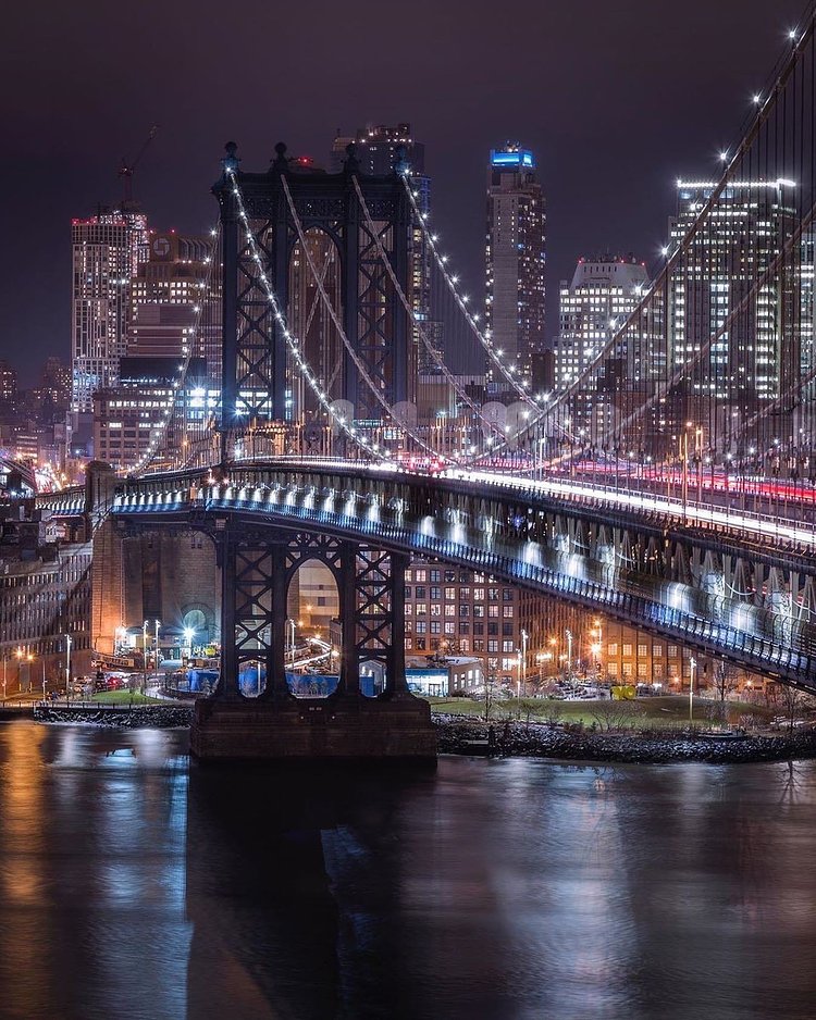 Manhattan Bridge, New York.