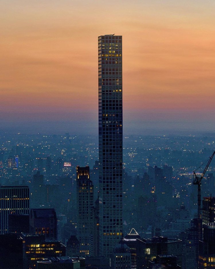 Sunrise over 432 Park Avenue from Empire State Building