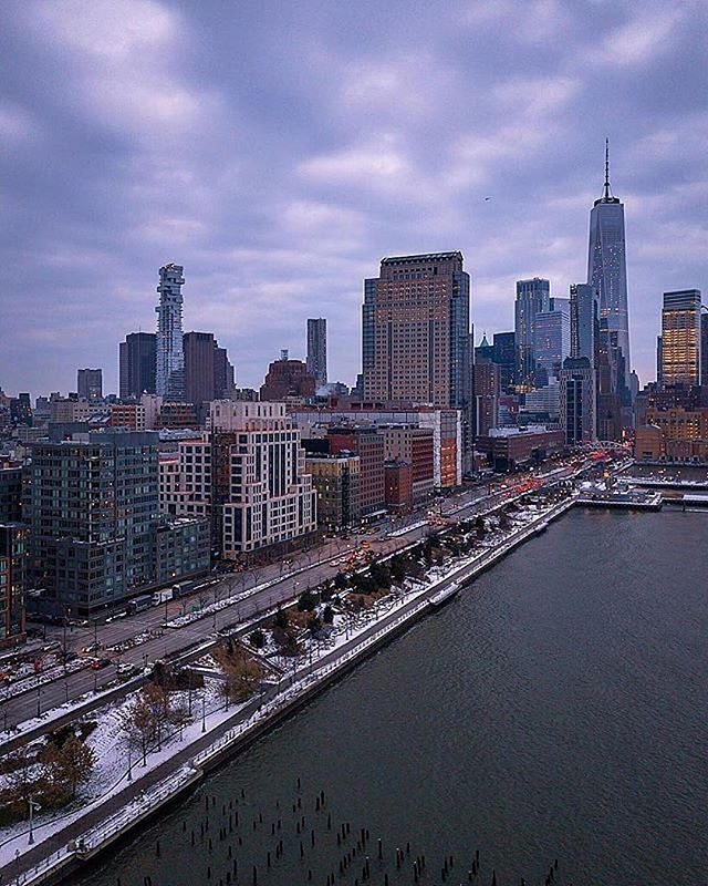 New York, New York. Photo via @zura.nyc #viewingnyc #newyork #newyorkcity #nyc