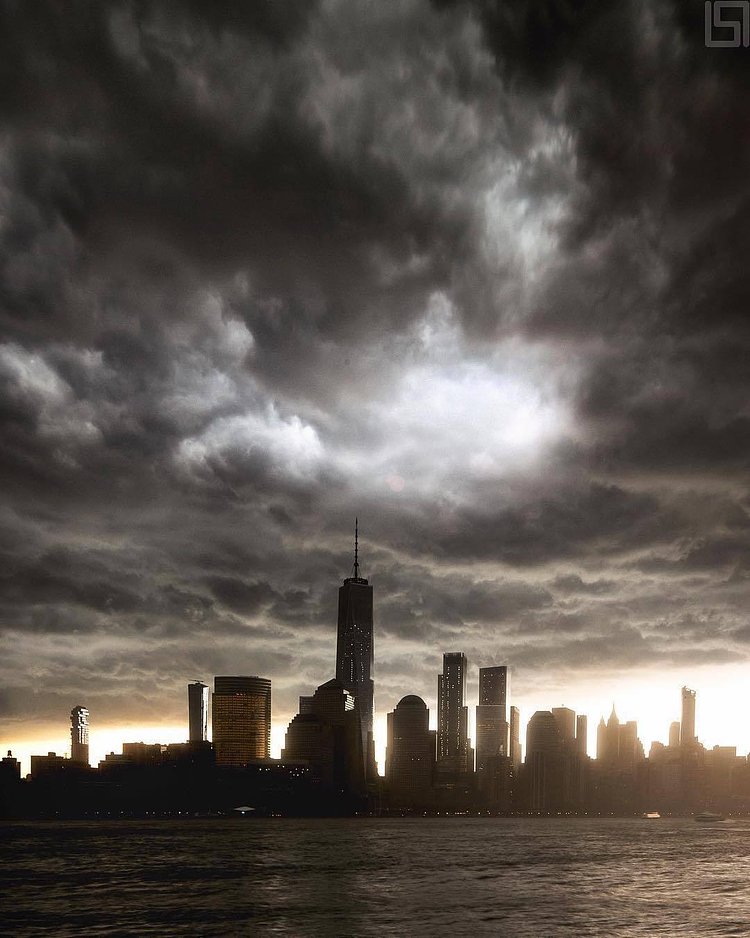 New York, New York. Photo via @beholdingeye #viewingnyc #newyork #newyorkcity #nyc