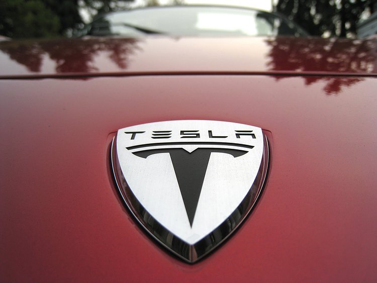 Tesla Roadster logo