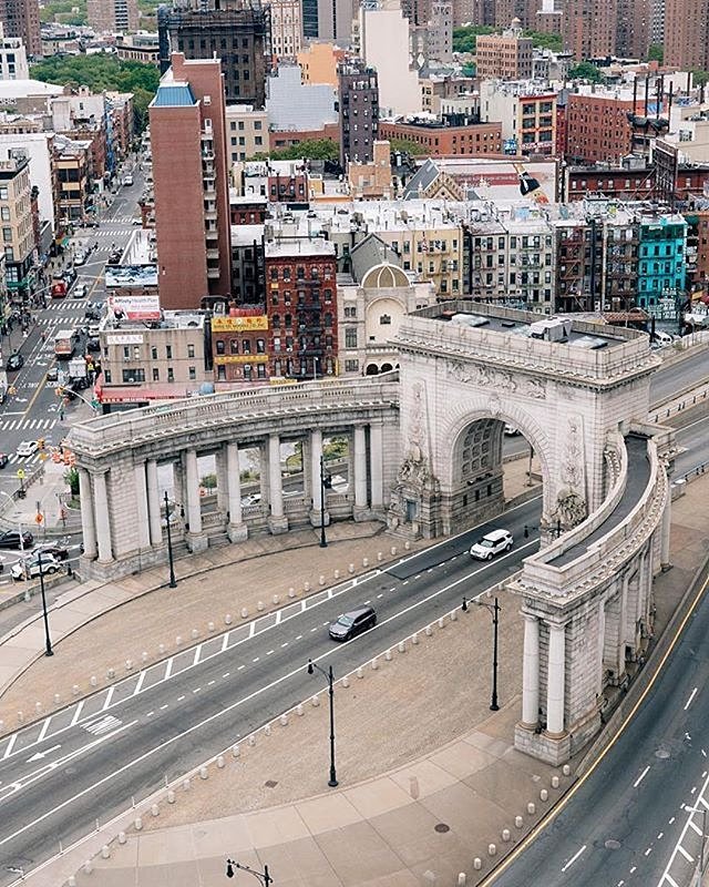 Manhattan Bridge, New York, New York. Photo via @denn_ice #viewingnyc #newyorkcity #newyork
