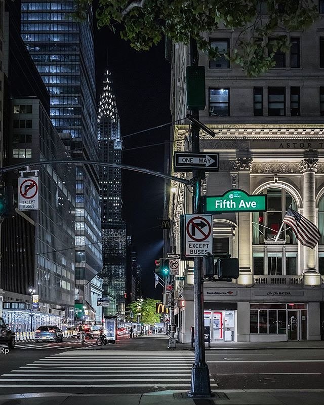 Fifth Avenue and 42nd Street, Midtown, Manhattan