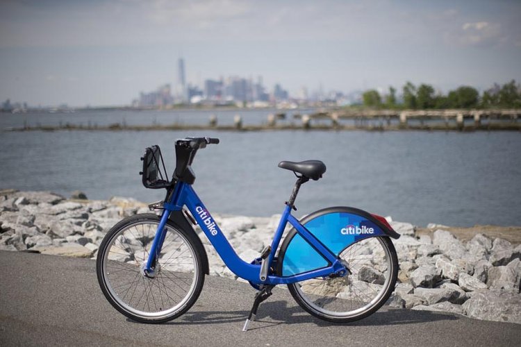 One thousand of the new bikes — which are still bright blue and plastered with the Citi logo — will begin hitting the streets in a week, officials said.
