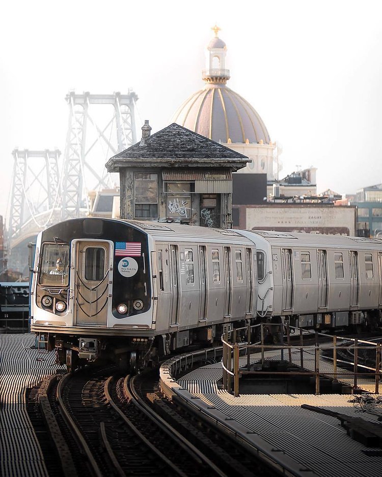 New York, New York. Photo via @raylivez #viewingnyc #newyork #newyorkcity #nyc #subway