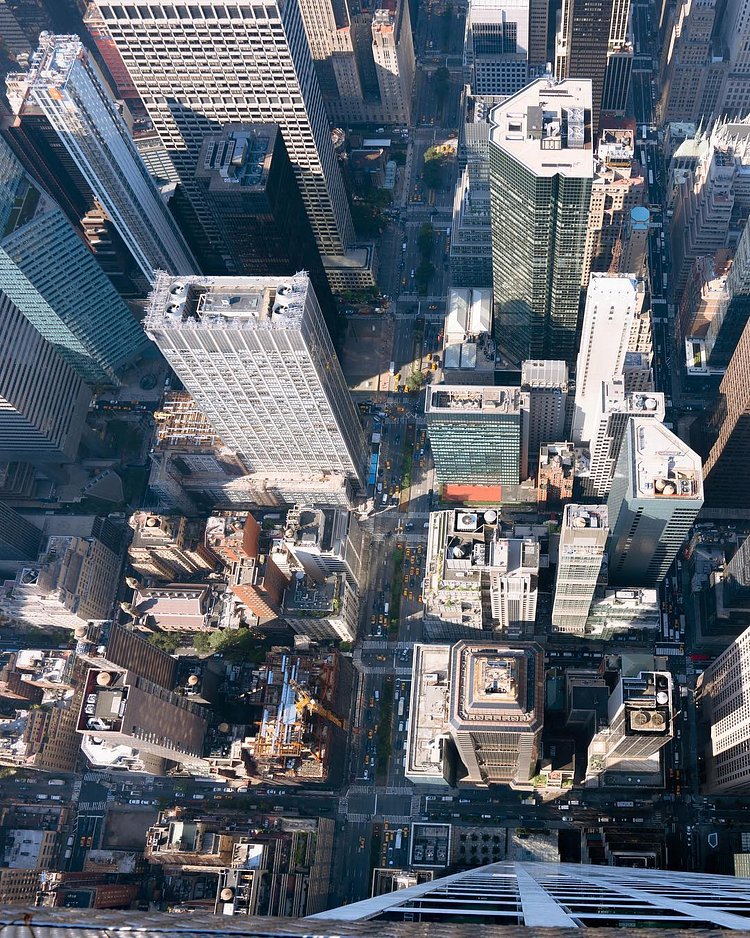 Looking down from 432 Park Ave. 👀