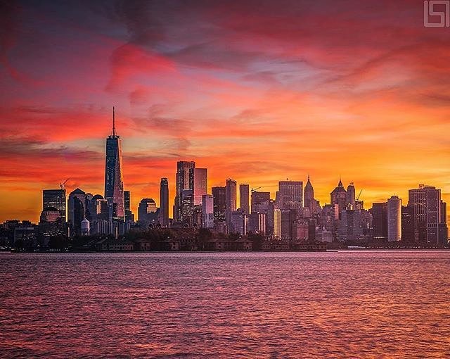 New York, New York. Photo via @beholdingeye #viewingnyc #newyork #newyorkcity #nyc