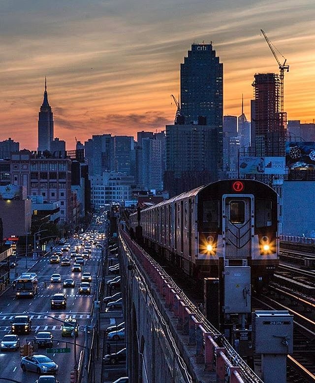 Photo via @craigsbeds 
#viewingnyc