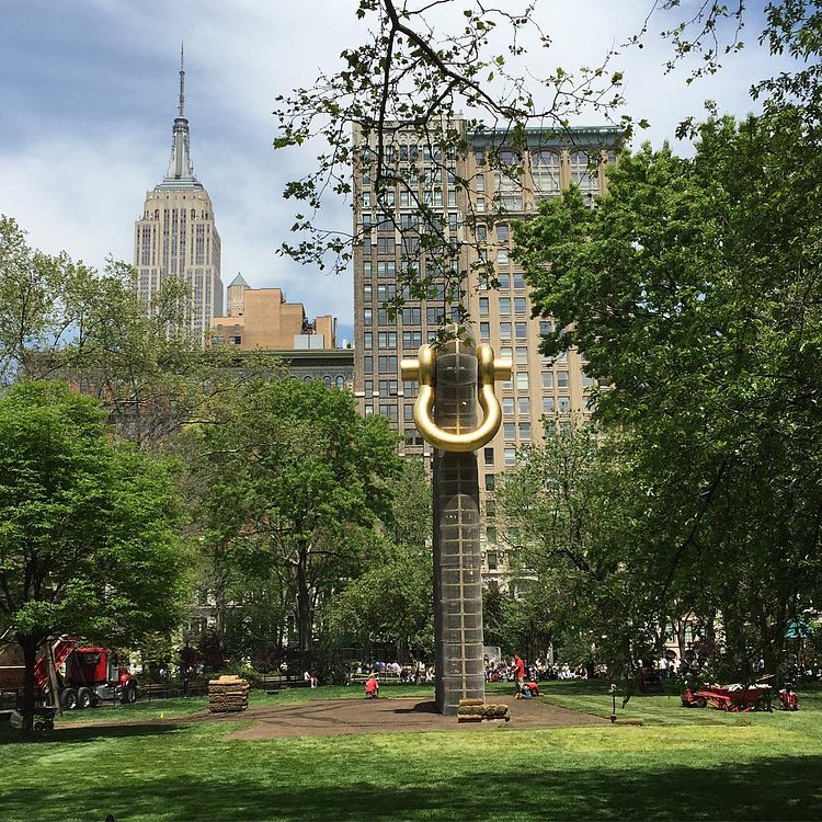 Walk in the park with @nalanie_n  #MartinPuryear #BigBling #MadSqArt #nofilter @madsqparknyc