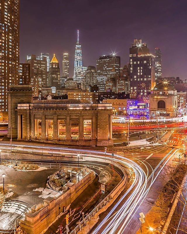 New York, New York. Photo via @killahwave #viewingnyc #newyork #newyorkcity #nyc #manhattanbridge
