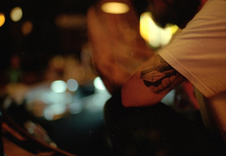 In a bar | Lower East Side, NYC | Canon EOS 3
Canon EF 50mm f/1.4 USM