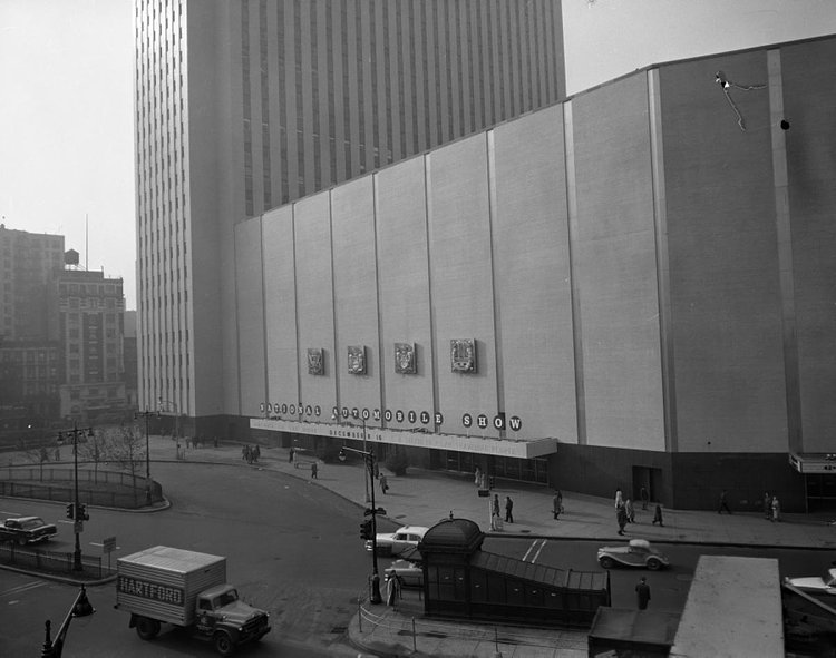 For 1957, the New York Auto Show’s new home had officially moved to the Coliseum at Columbus Circle.