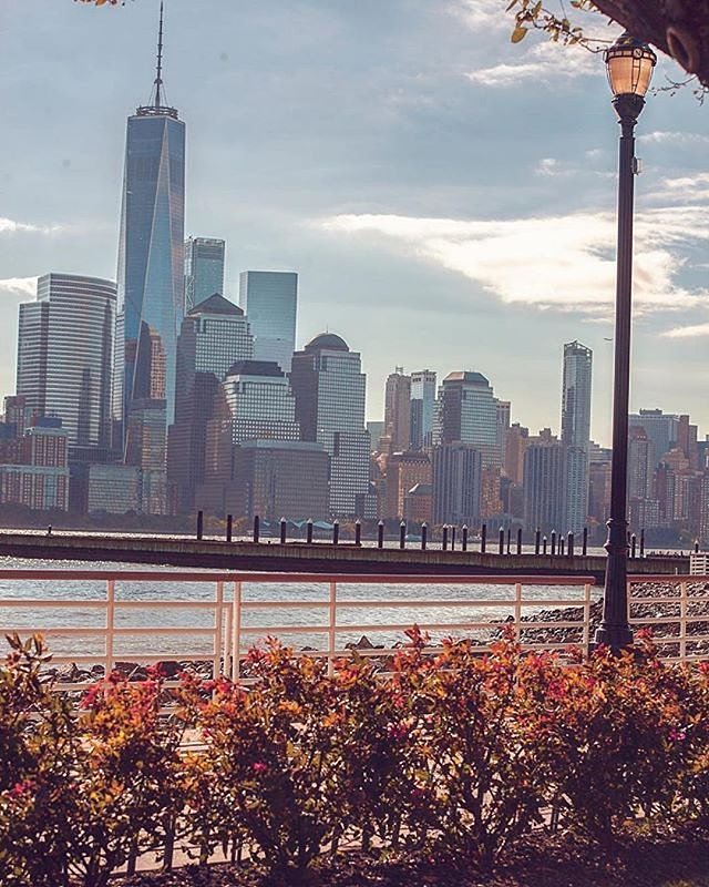 New York, New York. Photo via @fallinginlovewithnyc #viewingnyc #newyorkcity #newyork #nyc