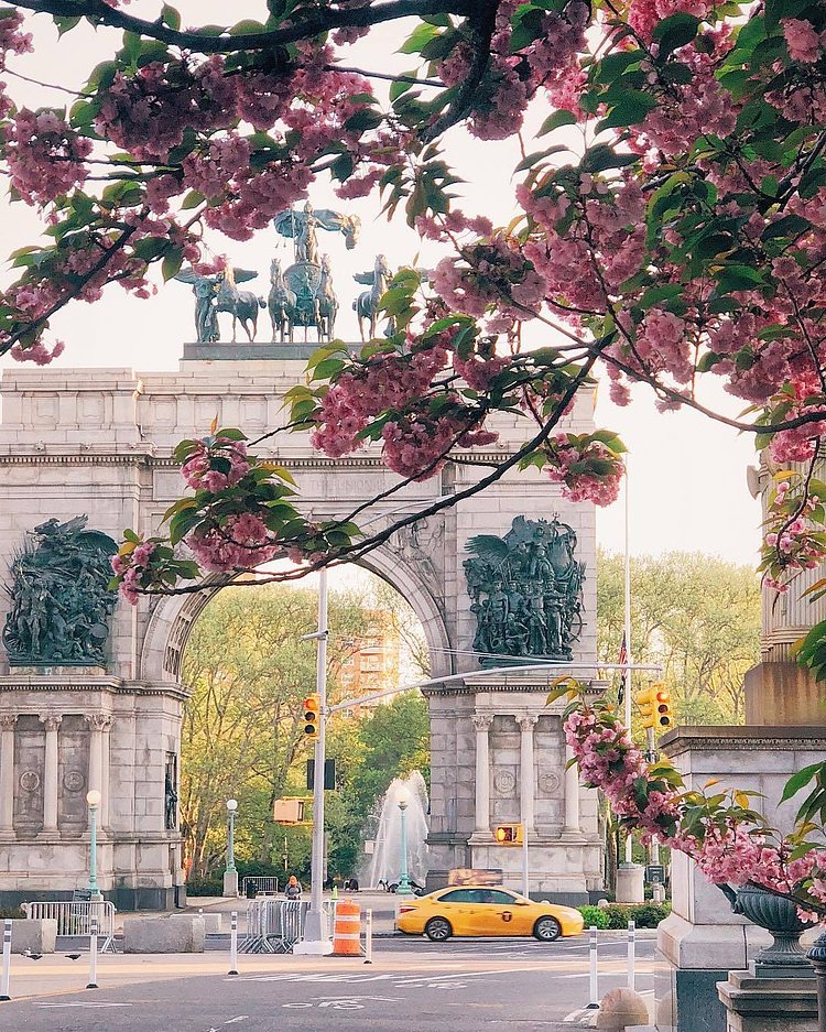 Soldiers’ and Sailors’ Arch at Grand Army Plaza, Brooklyn
