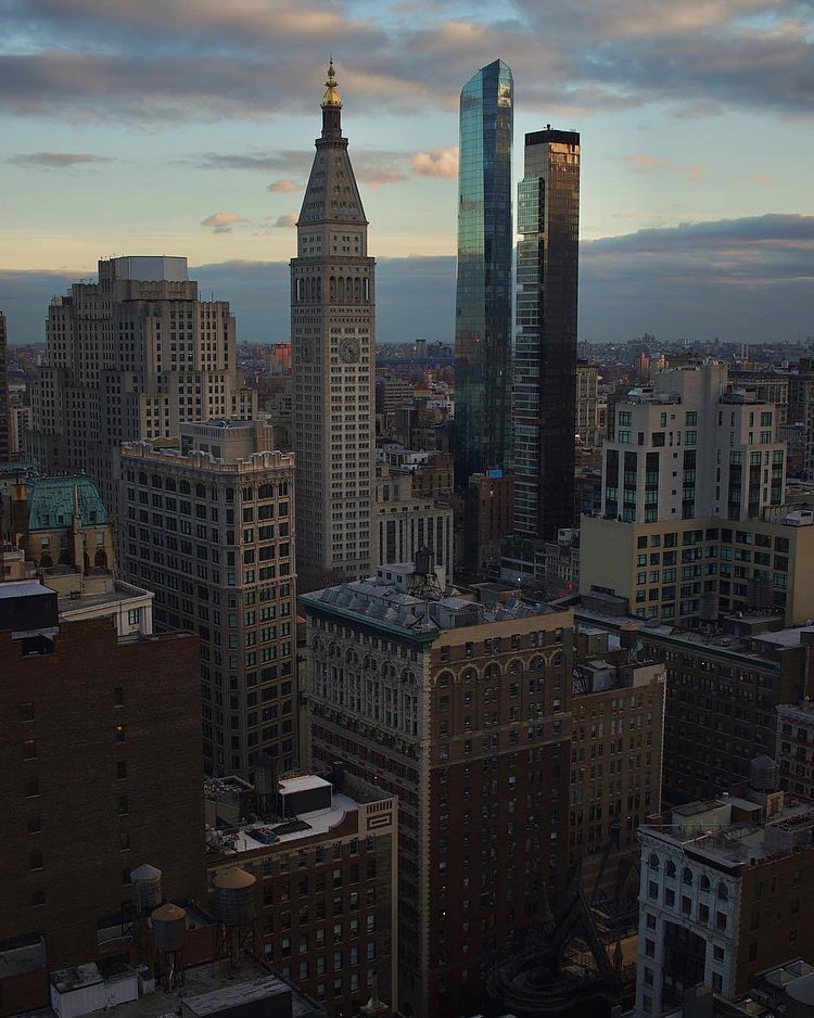 New York, New York. Photo via @m8b9 #viewingnyc #nyc #newyork #newyorkcity #flatirondistrict