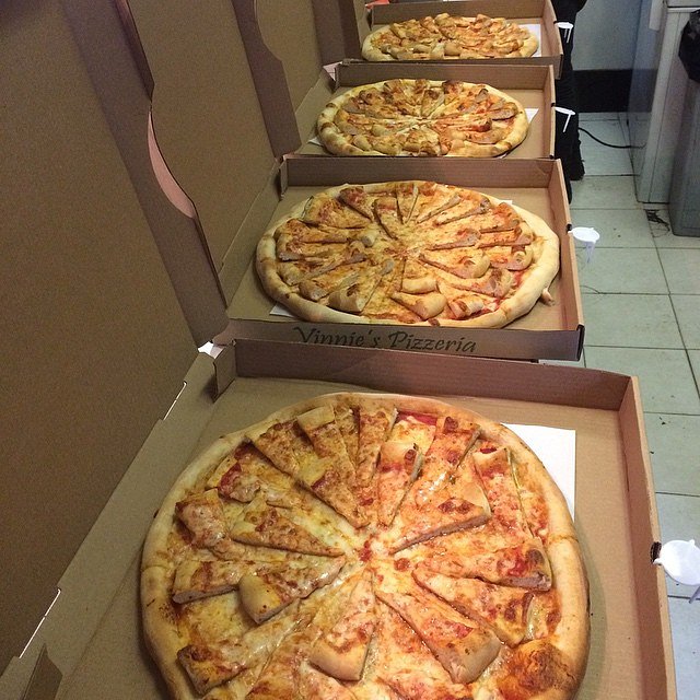 Sending out a 10 pie order of Mini Vinnie Pizza on Pizza pizzas! #pizzaonpizza #minivinnies #vinnies