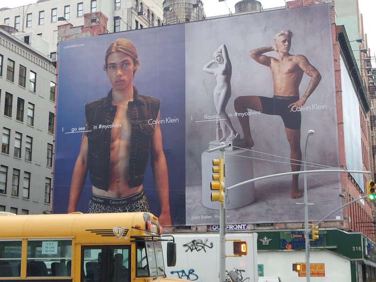 Half-Naked Justin Bieber Returns to Houston Street for Calvin Klein