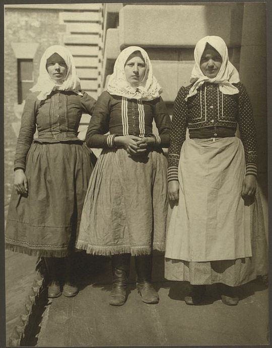Slovakian women. Portraits for Ellis Island.