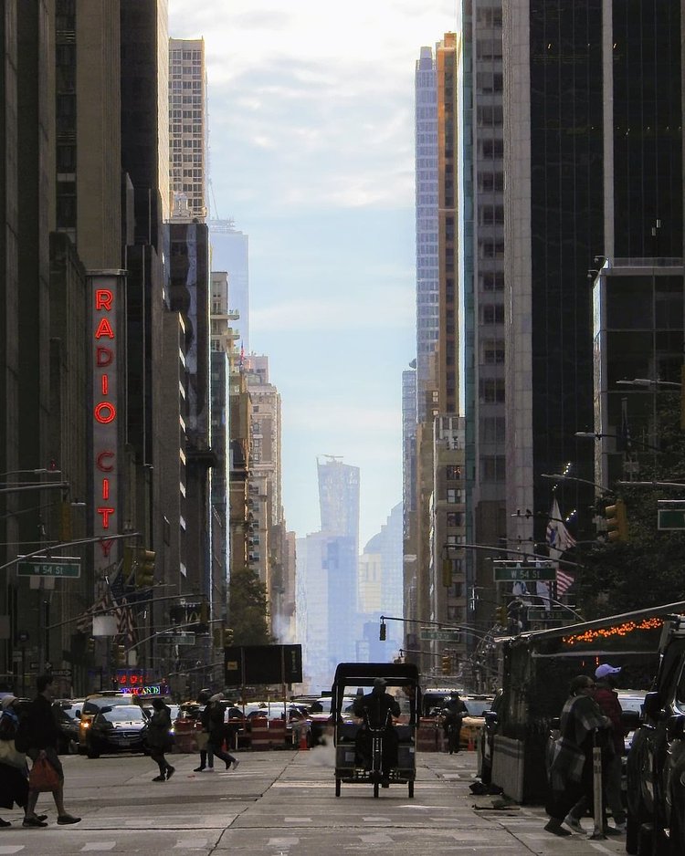 6th Avenue, Midtown, Manhattan