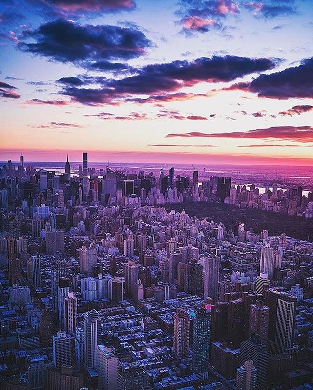 Photo via @nova.york 
#viewingnyc