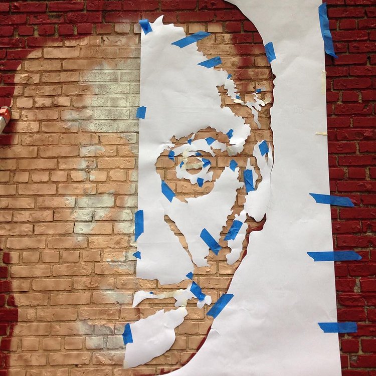 So cool! #rodneydangerfield #kewgardens #streetart #murals #literarypaintings @literarypaintings @501seestreets @ny1