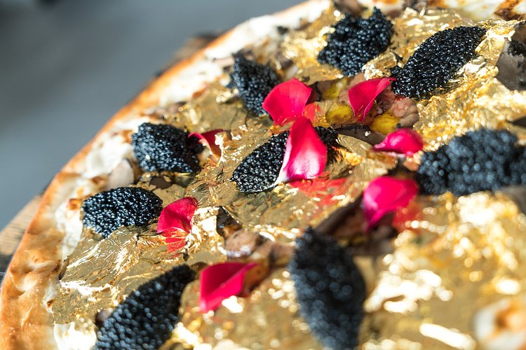 Thanks for highlighting our 24k Pizza @PureWow ! Check it out here https://t.co/ijYmIdxcY5. https://t.co/QCUyTUigVJ