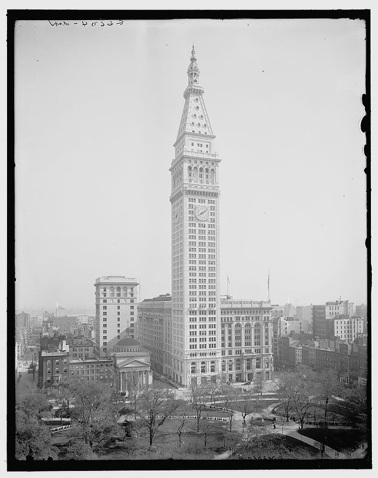 Metropolitan Life Insurance Building, Madison Square, New York, N.Y. ca. 1910
