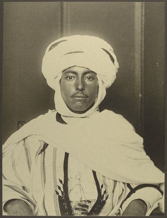 An Algerian man. Portraits for Ellis Island.