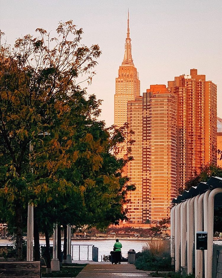 Sunrise over Manhattan from Long Island City, Queens