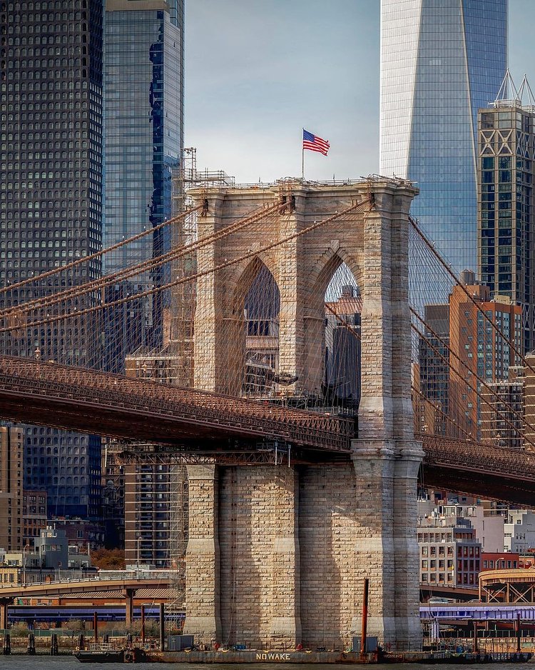 Brooklyn Bridge, New York