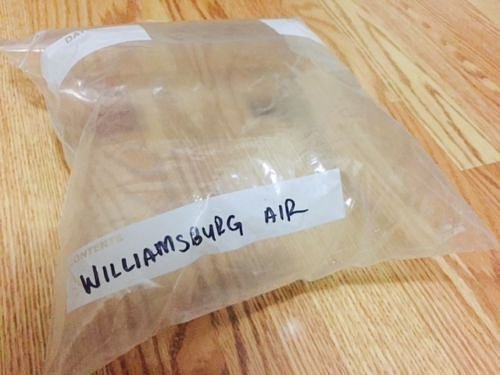 Air from Williamsburg, Brooklyn! HIP COOL BROOKLYN LENA DUNHAM 11211