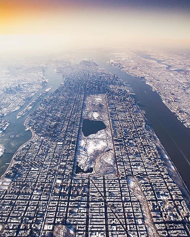 New York, New York. Photo via @flynyon #viewingnyc #newyork #newyorkcity #nyc