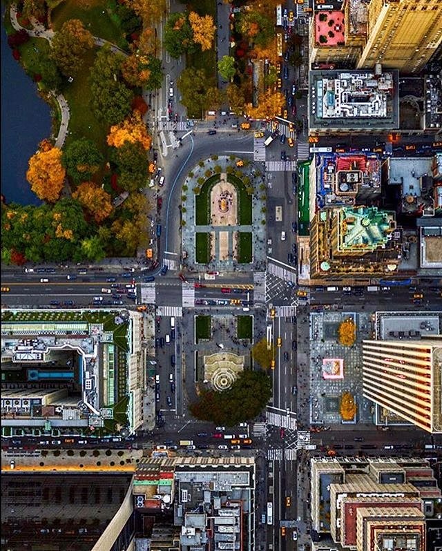 Photo via @jeffreymilstein 
Grand Army Plaza

#viewingnyc