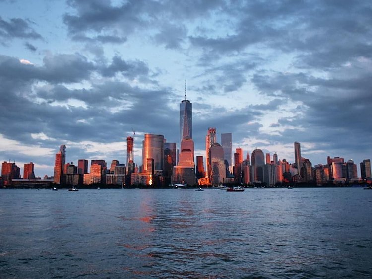 New York, New York. Photo via @montielism #viewingnyc #newyorkcity #newyork