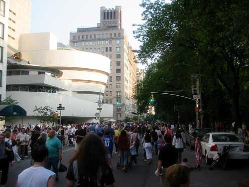 Guggenheim Crowds