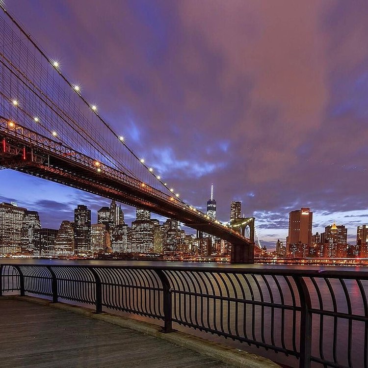 Photo via @afieldsnyc 
Brooklyn Bridge

#viewingnyc