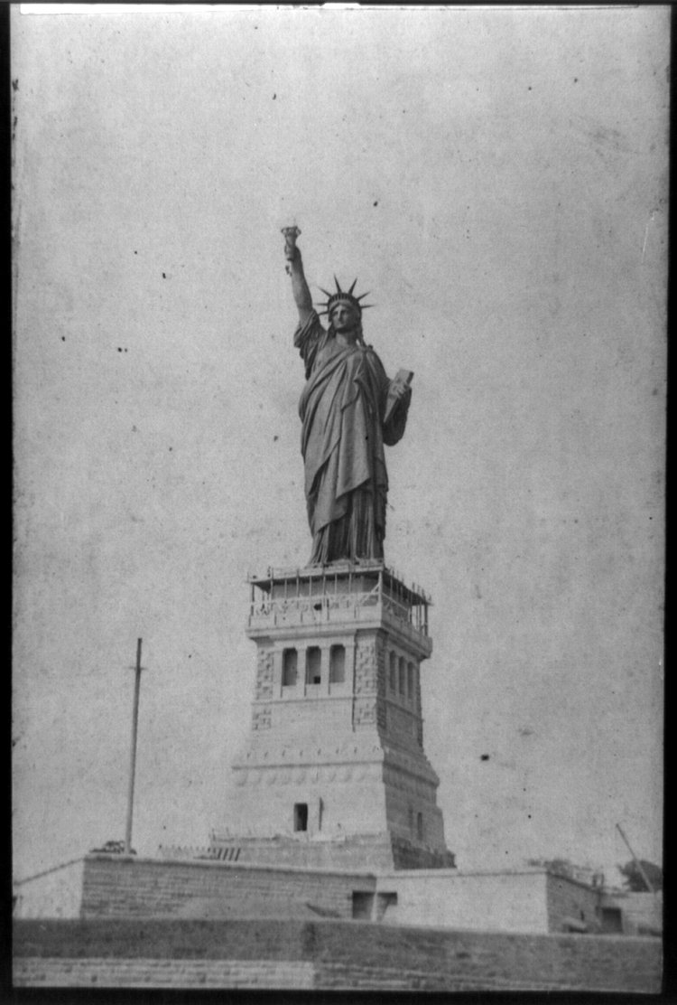 Completing the torch, Statue of Liberty, ca. 1886.