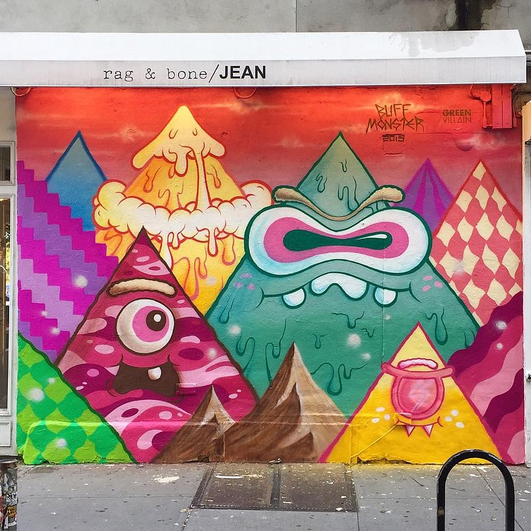 The finished wall on the side of @rag_bone (Houston and Elizabeth). Thanks to @greenvillain for making it happen! #buffmonster #greenvillain #rag_bone #ragandbone #ragandbonemural #NYC