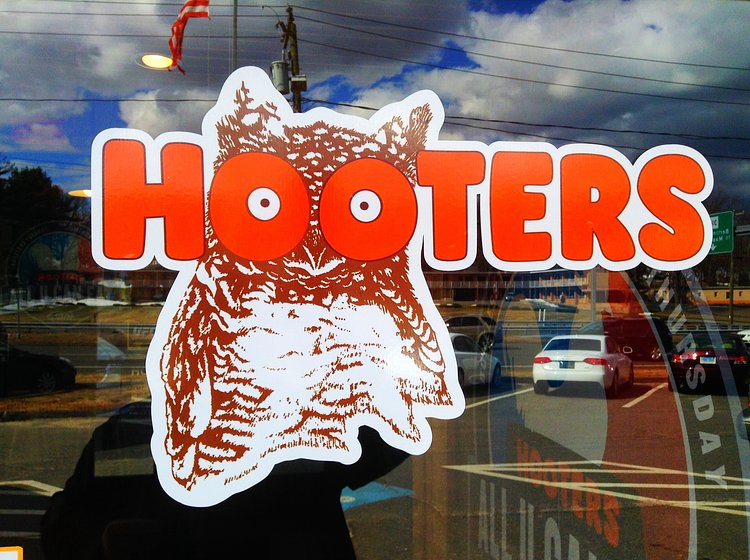 Hooters Restaurant