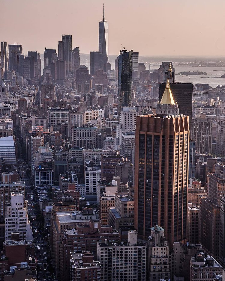 This place. 💎
*
*
*
*
Check out my talented friends tagged in photo💯
*
*
#artofvisuals #what_i_saw_in_nyc #wildnewyork #theIMAGED #fatalframes #instagood #gramslayers #nycdotgram #nycprimeshot #topnewyorkphoto #loves_nyc #awesomepix #agameoftones #aov #ig_nycity #moodygrams #illgrammers #nbc4ny #complex #icapture_nyc #way2ill #ig_unitedstates #seeyourcity #beautifuldestinations #picturesofnewyork #cbviews #ig_color #instagram #hypebeast #rsa_streetview