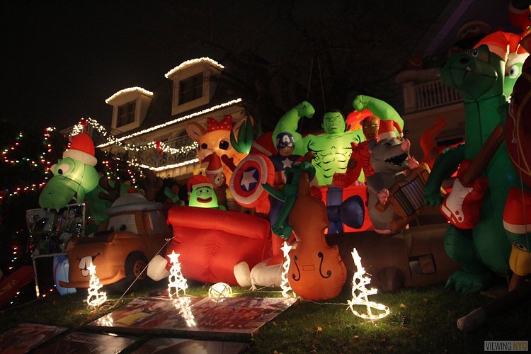 Dyker Heights Christmas Lights | Christmas, 2016