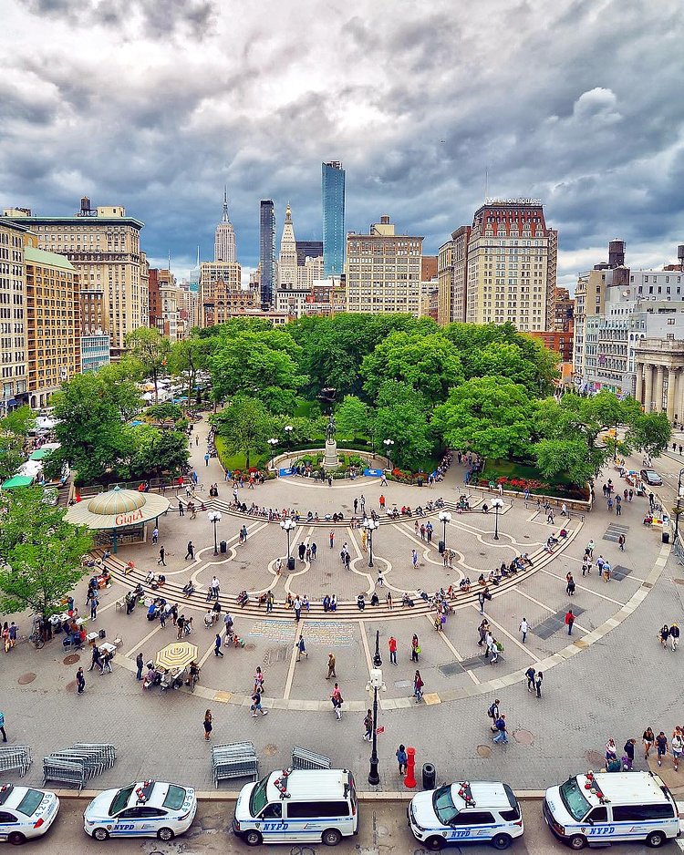 If the sky could dream, it would dream of dragons.
- Ilona Andrews
.
.
05.28.17
So cloudy yesterday in Union Square, New York City
.
Do you see a face in the clouds? You think the NYPD were there as undercover ghostbusters? 👻
.
#SeeYourCity
#NikonLoveNY
.
.
#agameoftones #artofvisuals  #awesomedreamplaces #clouds_of_our_world #fatalframes #globalcapture #ig_shotz_may17 #ig_myshot #ig_color #igworldclub_cityscape  #inspiring_photography_admired #instaworldz  #ig_unitedstates #main_vision #mycity_life  #splendid_urban #streets_vision #streetactivity #urbanromantix #urbanandstreet #usaprimeshot  #waycoolshots #weekly_feature #worldbestgram
