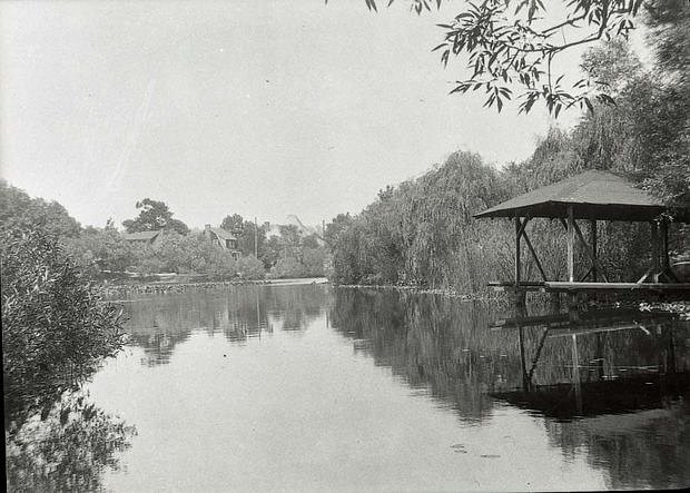 Brady's Pond circa 1937. (From the Collection of the Staten Island Museum)