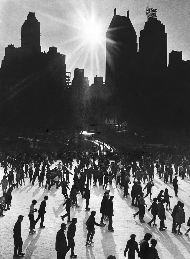 Jan. 4, 1962: Throngs of skaters took to the Wollman Memorial Rink in Central Park, and those who braved the crowds that day might have been satisfied to see their picture above an article citing a report that estimated that 77 billion persons had walked the earth since the beginning of humankind. “World population is gaining now at the rate of 50,000,000 a year,” reported The Times, which noted that the report’s authors called the growth “enormous” and “phenomenal.”