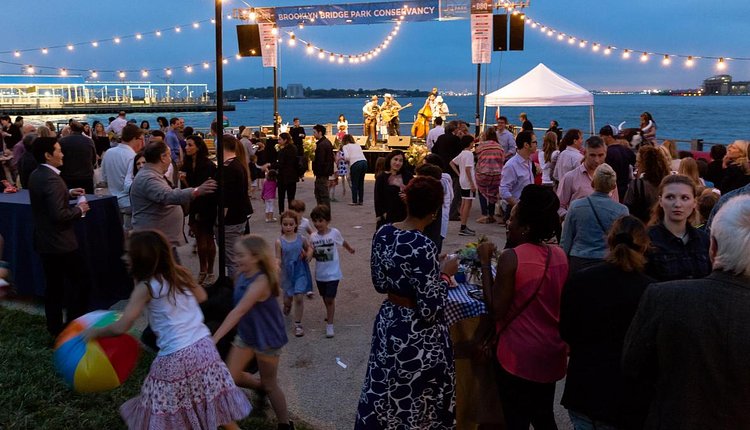 Brooklyn Bridge Park Sunset Fiesta