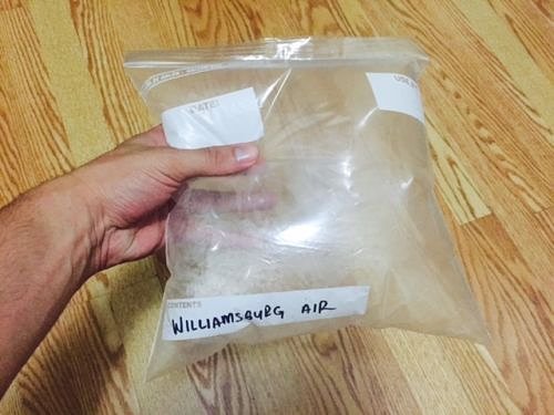 Air from Williamsburg, Brooklyn! HIP COOL BROOKLYN LENA DUNHAM 11211