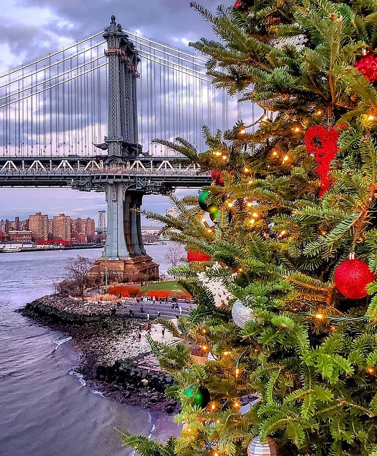 Manhattan Bridge, DUMBO, Brooklyn