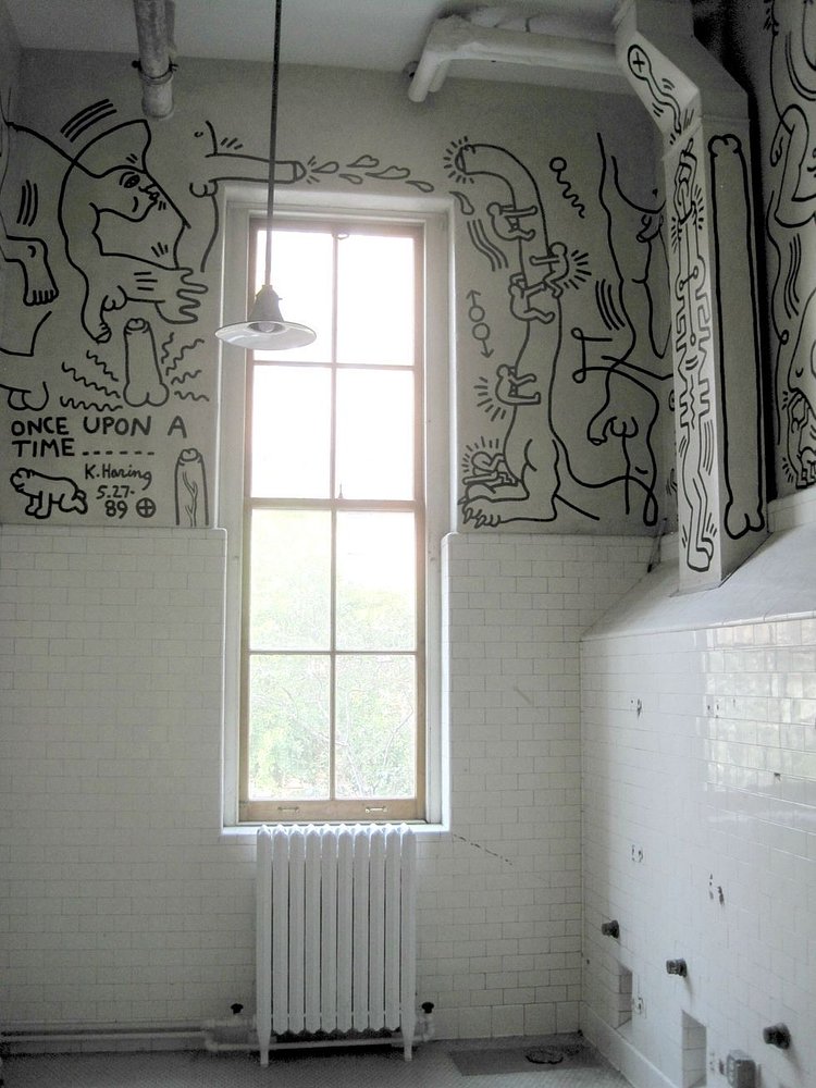 Keith Haring's "Once Upon a Time" Bathroom Mural in The Center