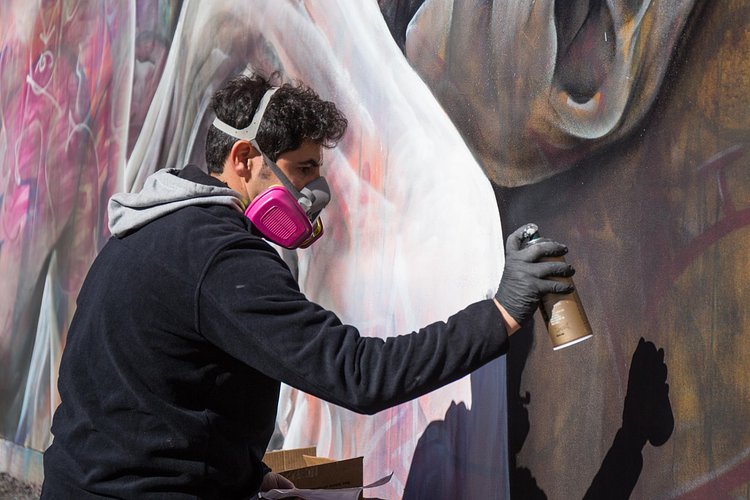 Bowery Wall’s newest mural by PichiAvo mixes colors and classicism