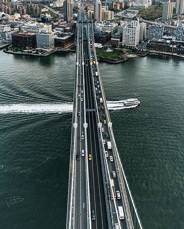 Photo via @vikvik7 
#viewingnyc